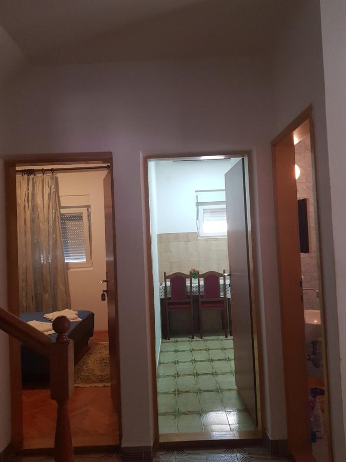 Sobe I Apartmani Marovic Petrovac Екстер'єр фото