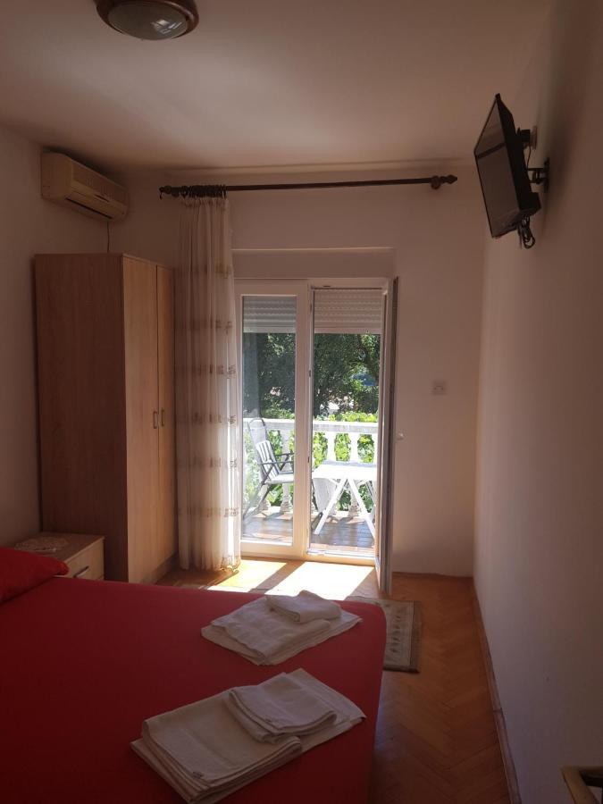 Sobe I Apartmani Marovic Petrovac Екстер'єр фото