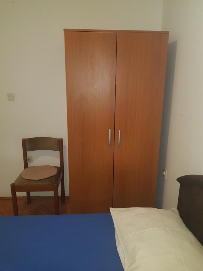 Sobe I Apartmani Marovic Petrovac Екстер'єр фото
