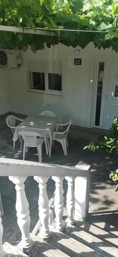 Sobe I Apartmani Marovic Petrovac Екстер'єр фото
