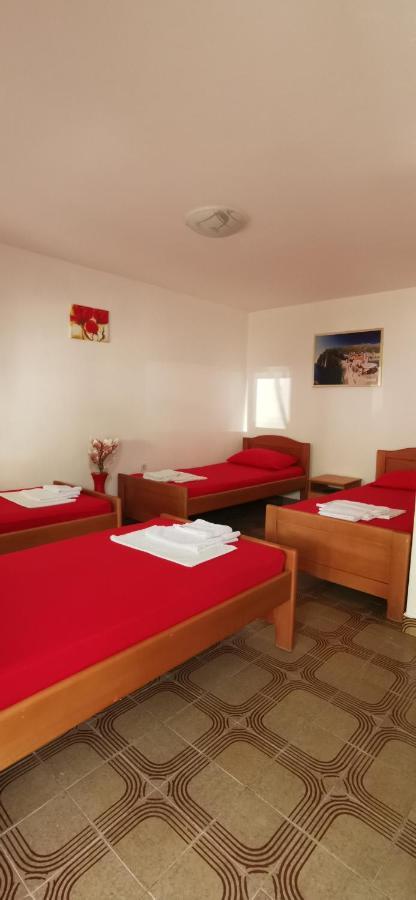 Sobe I Apartmani Marovic Petrovac Екстер'єр фото